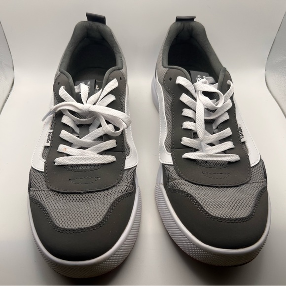 Men's Vans Gray and White Sneakers - Picture 1 of 7